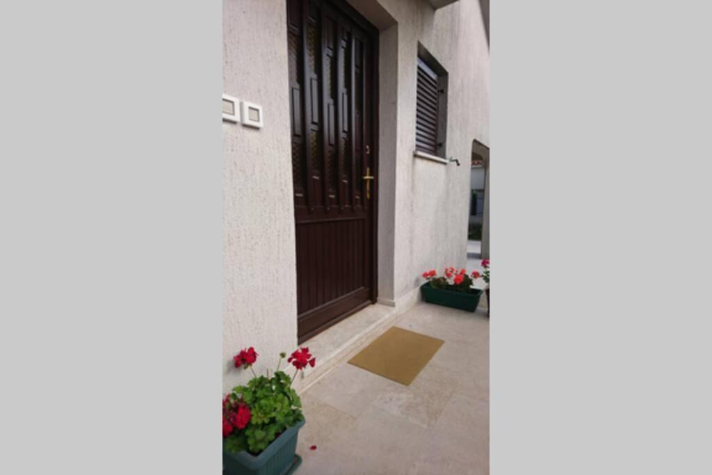 Apartment Vesna For 2, Free Parking And Wi-Fi Pula Ngoại thất bức ảnh